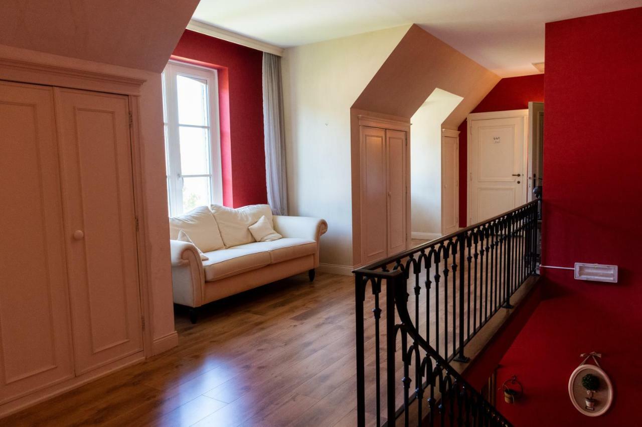 B&B El Tyu Экоссинн-д'Ангьен Экстерьер фото